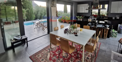 Maisonette, 320.00 sq.m. in Trapeza Village Photo 