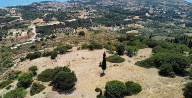 Οικόπεδο με Εκπληκτική Θέα στην Παλιά Σκάλα. Φωτογραφία 