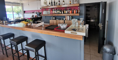 Cafe-Restaurant Photo 