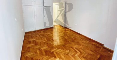 MODERN MINIMALISM IN PAGRATI Φωτογραφία 