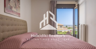 Beautiful villa for sale with private pool and garden. Photo 