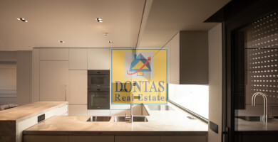 ΜΕΖΟΝΕΤΑ ΠΡΟΣ ΠΩΛΗΣΗ ΣΤΗ ΚΗΦΙΣΙΑ Φωτογραφία 