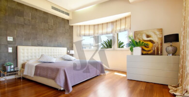 UNIQUE MAISONETTE IN VARKIZA WITH SWIMMING POOL Φωτογραφία 