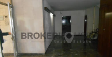 ΔΙΑΜΕΡΙΣΜΑ 93ΤΜ ΣΤΗ ΝΕΑ ΣΜΥΡΝΗ Φωτογραφία 