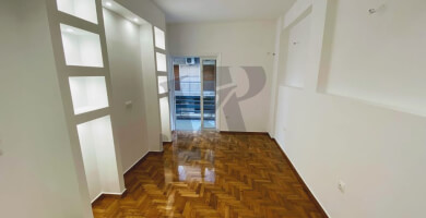 MODERN MINIMALISM IN PAGRATI Φωτογραφία 