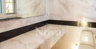 Σύγχρονη πολυτελής μεζονέτα Φωτογραφία 