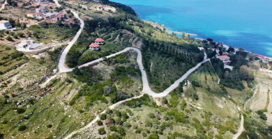 Μοναδικό Παραθαλάσσιο Οικόπεδο στα Ζόλα – Με Οικοδομική Άδεια & Πανοραμική Θέα Φωτογραφία 