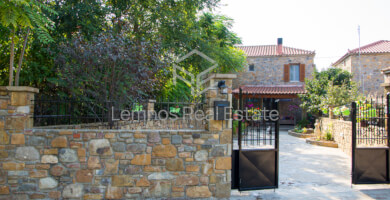 Detached stone house in Palio Pedino (6)