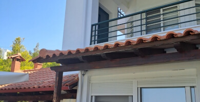 Πολυτελής επιπλωμένη μεζονέτα 380 τ.μ. στον Θεολόγο με πισίνα Φωτογραφία 