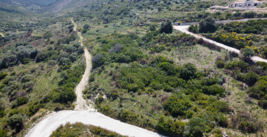 Μοναδικό Παραθαλάσσιο Οικόπεδο στα Ζόλα – Με Οικοδομική Άδεια & Πανοραμική Θέα Φωτογραφία 