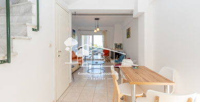 Maisonette with sea view, garden and pool! Photo 